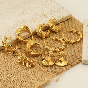 18k gold plated stainless steel pleated hoop earrings with zircon stones and wavy textures