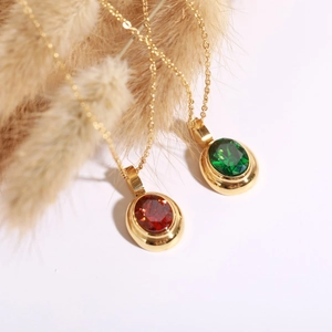 Classic 18k gold plated stainless steel necklace with red and green oval gemstone pendants