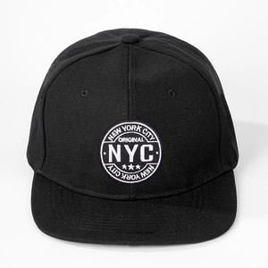 Casquette snapback noire classique avec broderie blanche NYC New York City stylée
