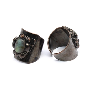 Detailed view of vintage adjustable bronze ring with natural oval labradorite stone inlay
