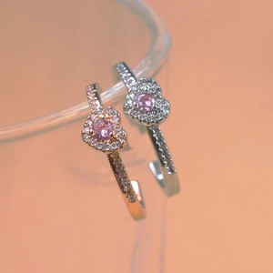Elegant adjustable heart rings with pink zircon in rose gold and silver finishes