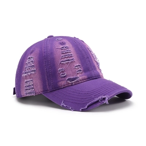 Gorra de béisbol vintage de algodón violeta desgastado con parte superior suave y correa