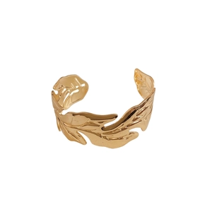 Chic gold-plated metallic leaf texture open cuff bracelet with minimalist polished finish