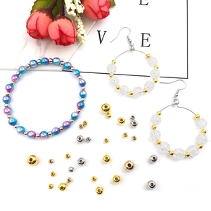 DIY Perlen-Set mit bunten Perlen und gold-silbernen Zwischenperlen für Armbänder