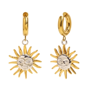 18K gold-plated stainless steel sun face earrings with two-tone gold and silver design