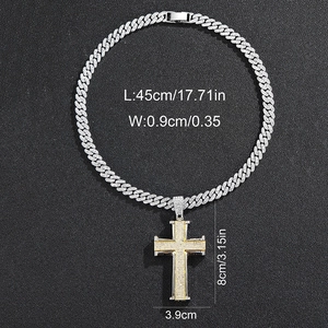 Pendentif croix bicolore serti de diamants sur une chaîne cubaine hip-hop de 45cm