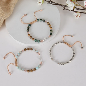 6mm Wellen-Armband mit Natursteinperlen und verstellbarem Webseil für Damenmode