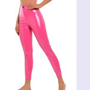 Pantalon slim taille haute rose vif en similicuir brillant avec effet miroir lisse