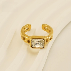 Anillo De Zirconia Cuadrado Simple De Acero Inoxidable Chapado En Oro De 18k Anillo Geométrico De Moda De Acero De Titanio