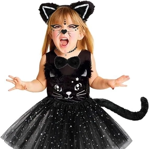 Dettaglio set costume da gatto con cerchietto orecchie, gonna tutu e coda per bimbi