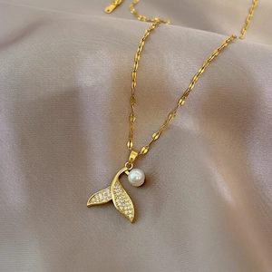 Titanium steel fishtail necklace with white pearl and sparkling zircon on satin fabric