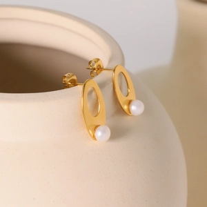 Vintage Geometric Artificial Pearl Earrings Titanium Steel Stainless Steel Hollow Round Oval Studs For Women Niche Luxury Style
