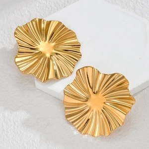Irregular textured round stud earrings in 18K gold finish with floral ripple design