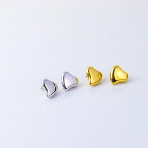 18K Gold Plated Irregular Heart Stud Earrings For Women Stainless Steel Polished Heart Shaped Earrings Minimalist Jewelry