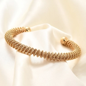 Bracciale rigido a molla intrecciato placcato oro 18K con terminali a sfera da donna