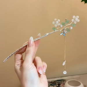 Golden branch hair stick with white magnolia flowers and elegant pearl tassel