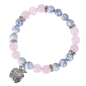 Armband aus Rosenquarz und weißem Türkis mit einem diamantbesetzten Apfel-Anhänger