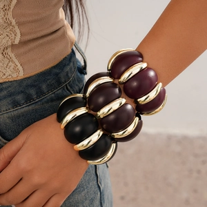 Retro multi-layer bracelet with purple and black acrylic beads and gold metal links