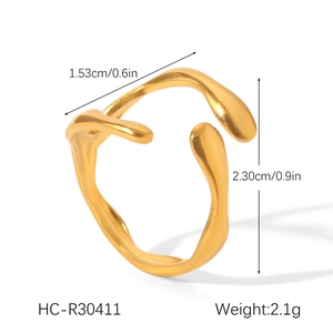 Detailed dimensions of gold stainless steel wavy ring with weight and inner diameter specs