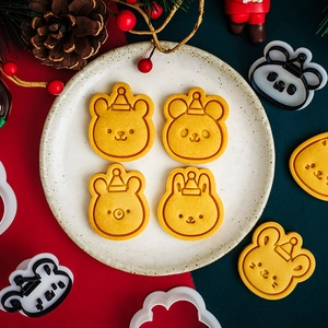 Mini cartoon animal cookie cutters set for Christmas baking featuring bears and rabbits