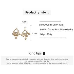 Detailed size chart for vintage hollow flower earrings with zircon and rhinestones