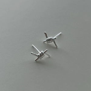 Minimalist Knot Stud Earrings 925 Sterling Silver Barbed Wire Geometric Style For Women