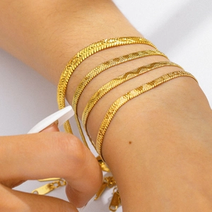 18K Gold Plated Stainless Steel Flat Snake Chain Bracelet For Women Minimalist Herringbone Link Adjustable Jewelry Elegant