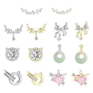 Interlocked jewelry pendants set with pearls and zircons in gold and silver finish