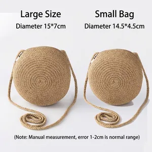 Sac bandoulière rond en paille tissée pour petites filles en deux tailles avec bandoulière