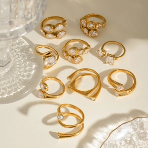 Set of 18K gold-plated stainless steel zircon rings featuring minimalist aesthetic designs