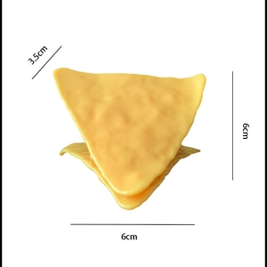 Detailed size specifications for the 6cm yellow chip-shaped snack sealing clip