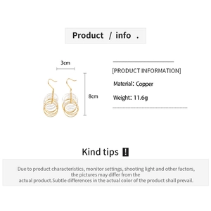 Detailed size chart of multi-layer geometric metal earrings with copper material specs