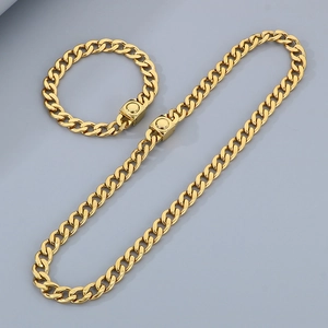 Parure de bijoux gourmette dorée en acier inoxydable avec collier, bracelet et fermoir carré