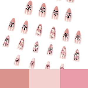 Rosa Press-on-Nägel Set mit Blumen-Smileys und Gänseblümchen-Karomuster-Design