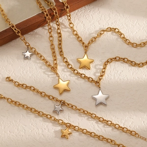 Set collana e bracciale con ciondolo a stella in acciaio inossidabile oro e argento