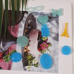 Accessoires DIY en résine translucide en forme de Tour Eiffel et de bouton pour bijoux