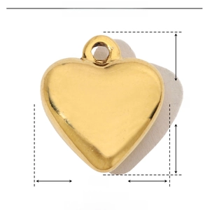 Detailed parameter diagram for heart pendant showing 13mm by 15mm dimensions in gold