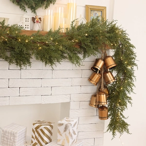 Christmas Artificial Norfolk Pine Garland Cedar Wreath Mantel Decor Festive Greenery With Bells Hemp Rope Plastic Iron Wire