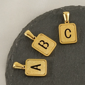 Frosted 18K Gold Plated Stainless Steel Letter Pendant Necklace For Women Fashion Minimalist Initial Rectangular Jewelry