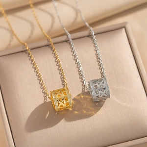 Luxury Cylindrical Pendant Necklace Copper 18K Gold Plated Zircon Inlaid Minimalist Clavicle Chain For Women Fashion Jewelry