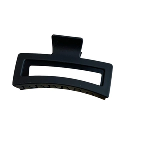 Large 10.5cm matte black rectangular hair claw clip with hollow design for thick hair