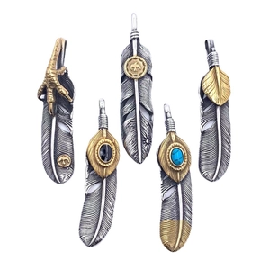 Retro Stainless Steel Feather Pendant Necklace Vintage Indian Eagle Claw Gold Silver Two Tone Hip Hop Jewelry