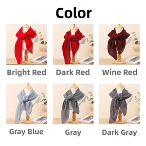 Griglia di foulard plissettati in cotone e lino in rosso, bordeaux e tonalità grigie