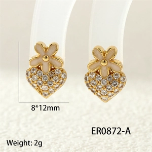 Detail shot of heart clover earrings with white zircon inlays, 8x12mm size