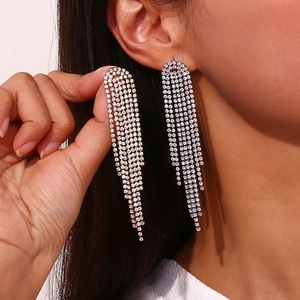 Boucles d'oreilles élégantes à pampilles en or 18 carats et argent avec oxydes de zirconium