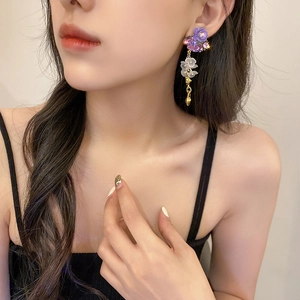 Vintage crystal heart flower drop earrings for women in purple and gold style