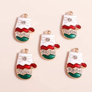 Détails de pendentifs moufles de Noël rouges et verts avec bordure dorée et strass
