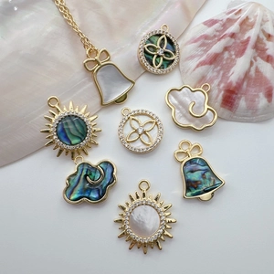 Breloques Bijoux DIY Pendentifs Cuivre Plaqué Or 18K Nacre Blanche Naturelle Coquille Abalone Zircon Soleil Cloche Nuage