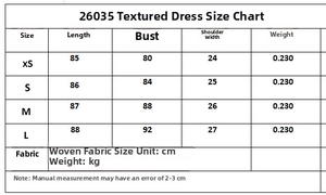 Tableau des tailles détaillé pour la mini-robe sans manches texturée avec mesures en cm