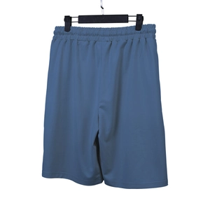 Détails du short de sport bleu foncé avec taille élastique et tissu à tomber fluide
